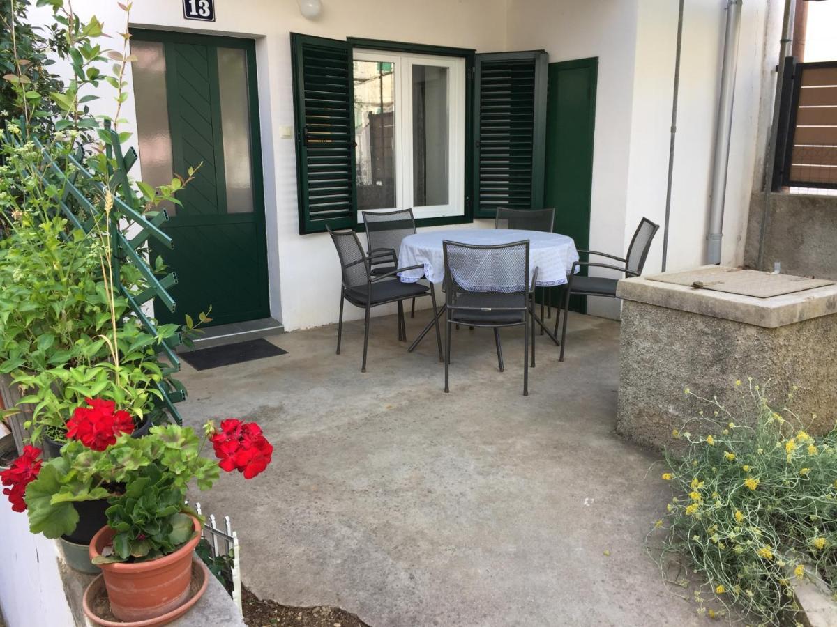 Holiday Home Olea Punat Exterior photo